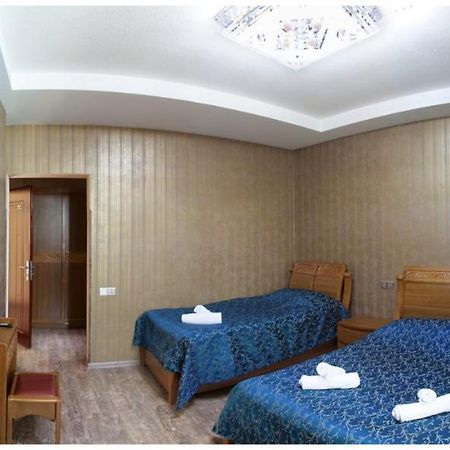 Hotel In Bakoerjani Buitenkant foto