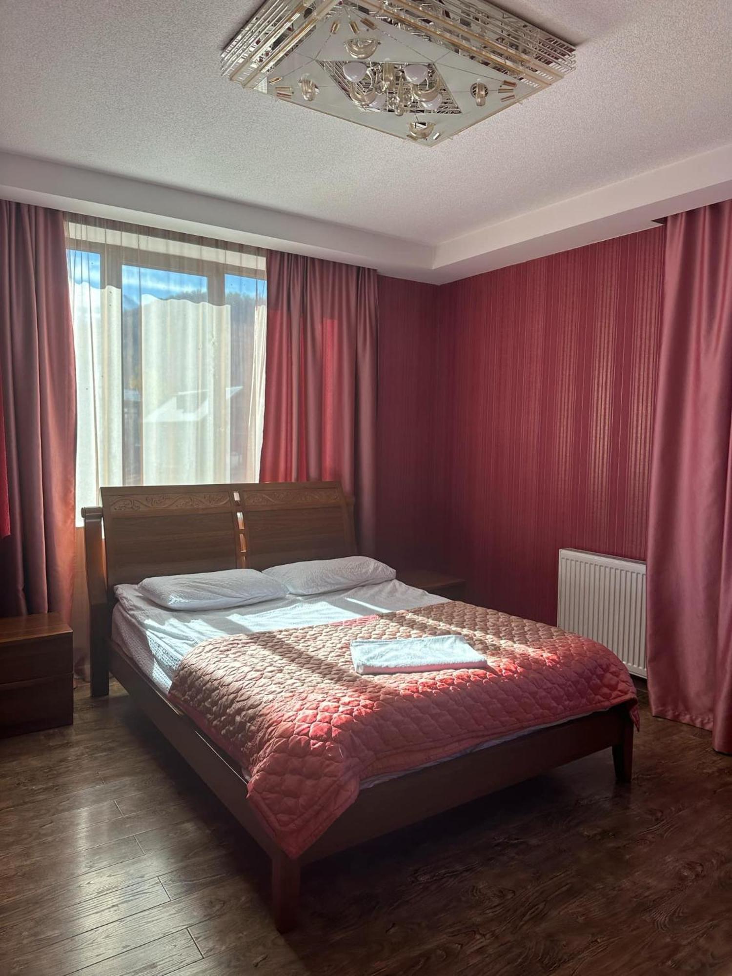 Hotel In Bakoerjani Buitenkant foto