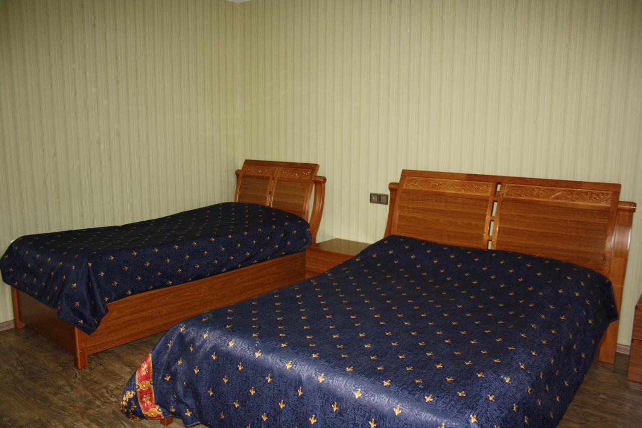 Hotel In Bakoerjani Buitenkant foto
